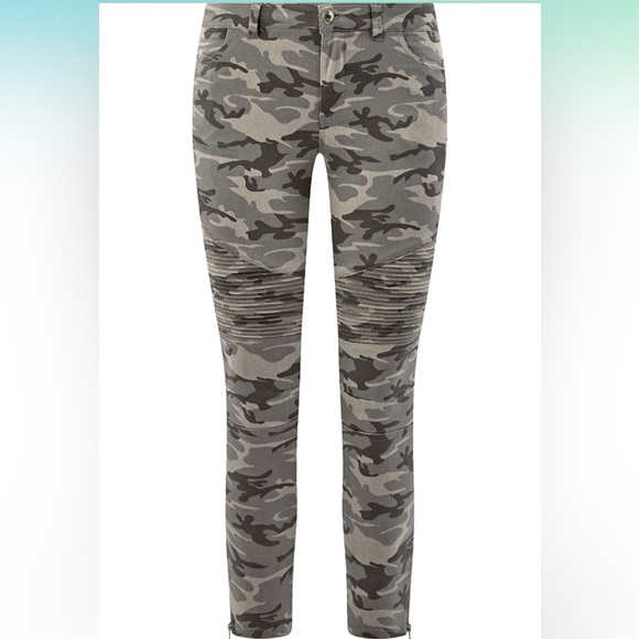 NWT, Women's Military-Style Jeans, Decorative Stitching, Ankle Zippers - Picture 2 of 8